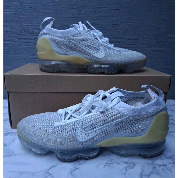 New Nike Air Vapormax 2021 FK Womens White/White-Pure Platinum Sz 10 DC4112-100 - Picture 2 of 8